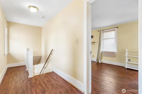 421 E Division Street Mount Vernon WA 98274