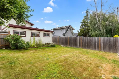 421 E Division Street Mount Vernon WA 98274