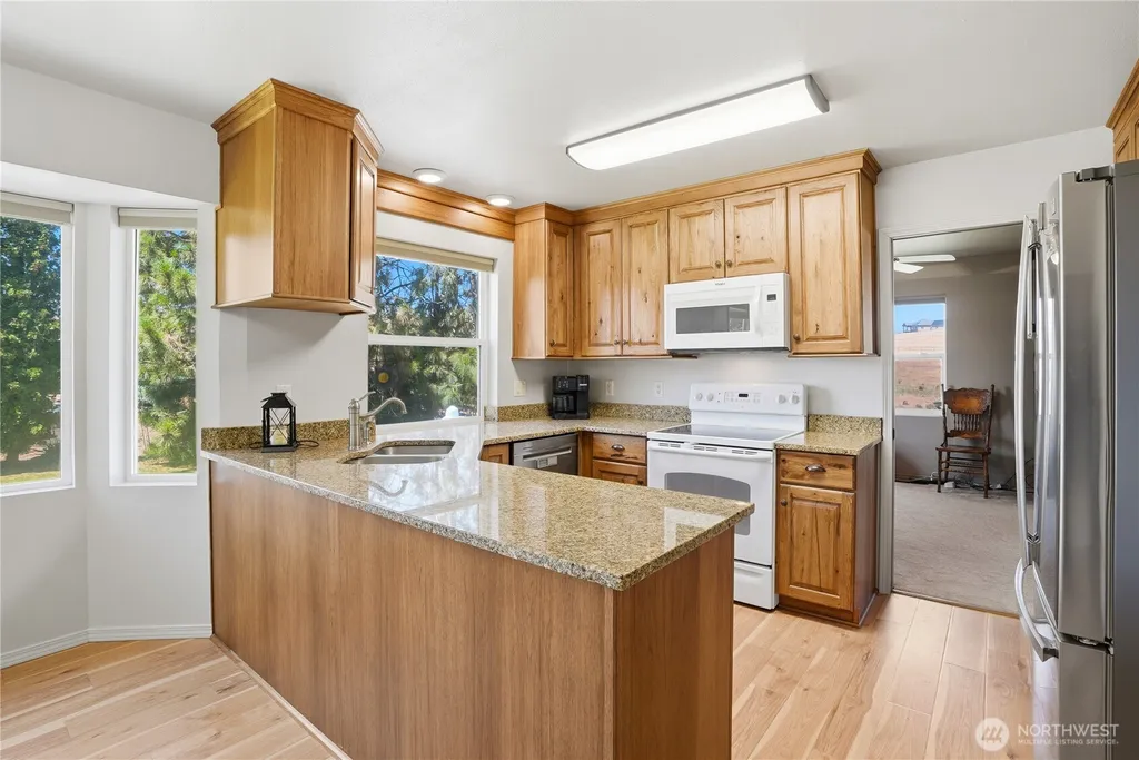 530 Wakatak Road Yakima WA 98908