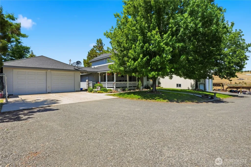 530 Wakatak Road Yakima WA 98908