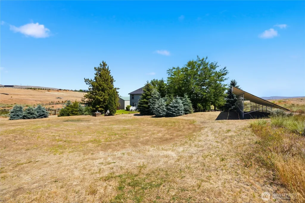 530 Wakatak Road Yakima WA 98908