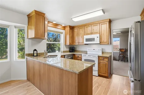 530 Wakatak Road Yakima WA 98908