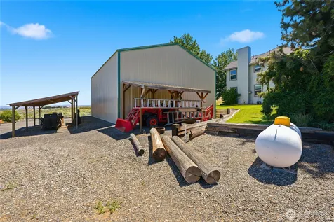 530 Wakatak Road Yakima WA 98908