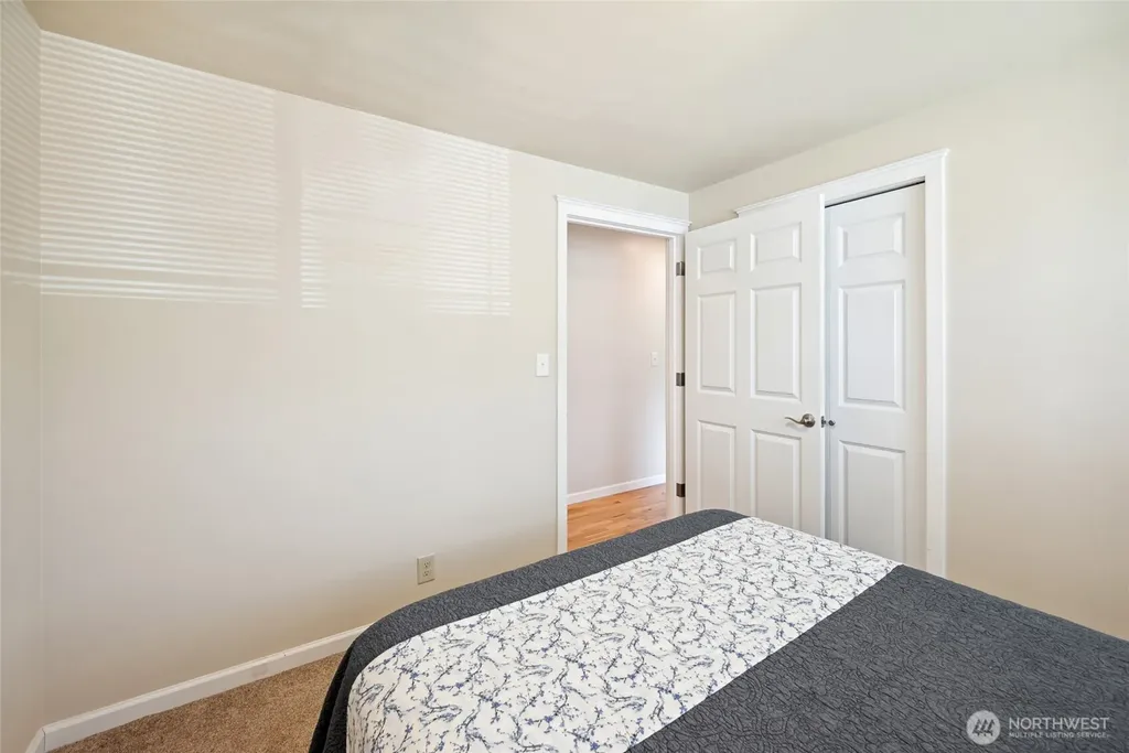 555 4th Avenue S Edmonds WA 98020