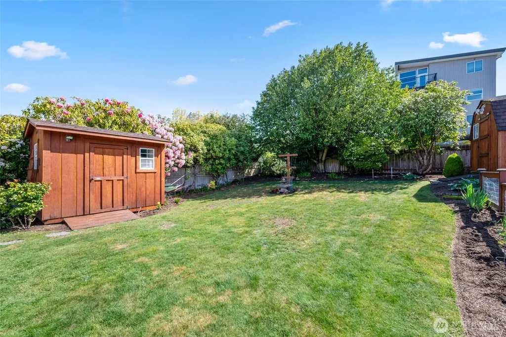 555 4th Avenue S Edmonds WA 98020