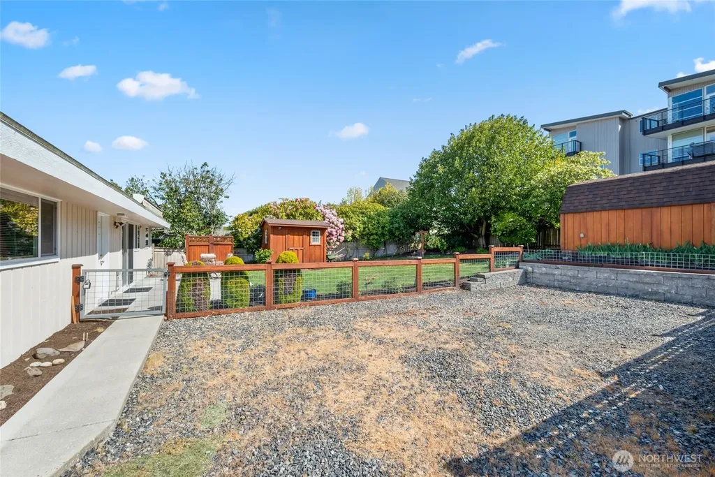 555 4th Avenue S Edmonds WA 98020