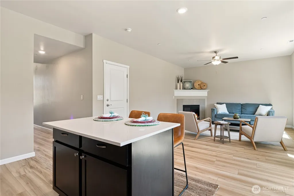 4758 Driftwood Street Bremerton WA 98312