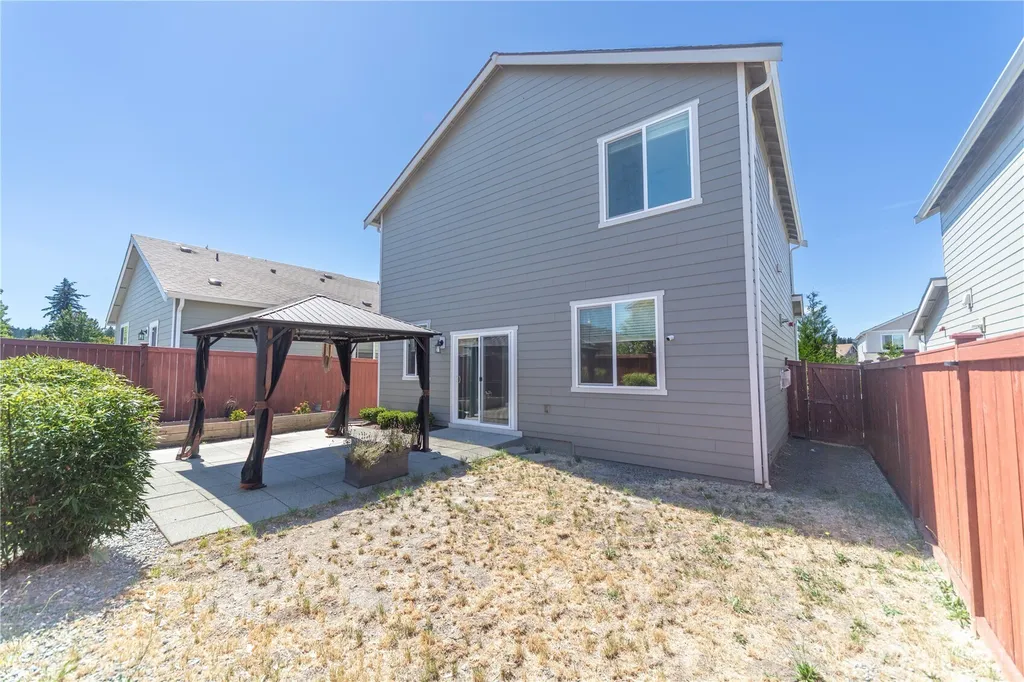 4758 Driftwood Street Bremerton WA 98312
