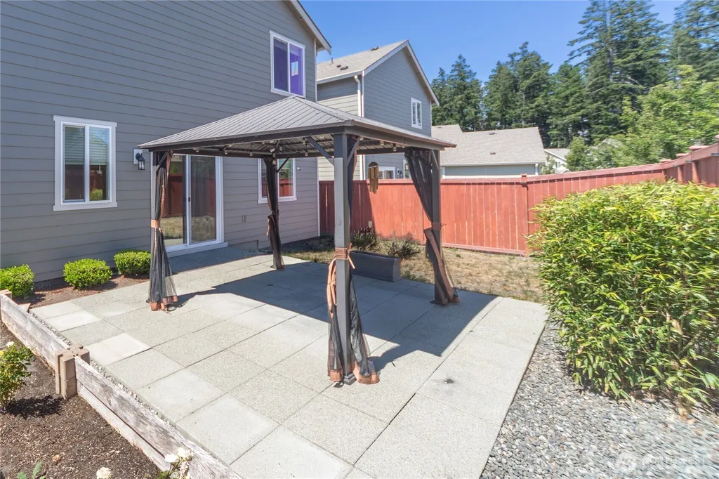 4758 Driftwood Street Bremerton WA 98312
