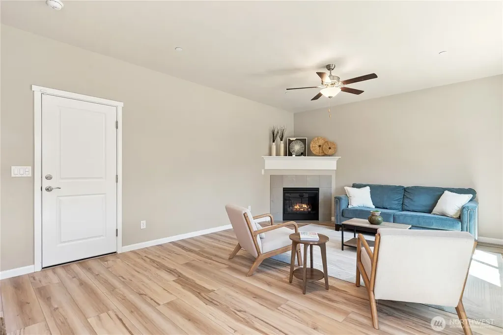 4758 Driftwood Street Bremerton WA 98312