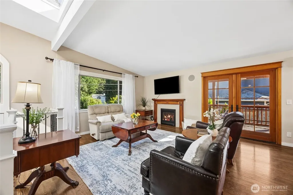 15438 SE 42nd Street Bellevue WA 98006