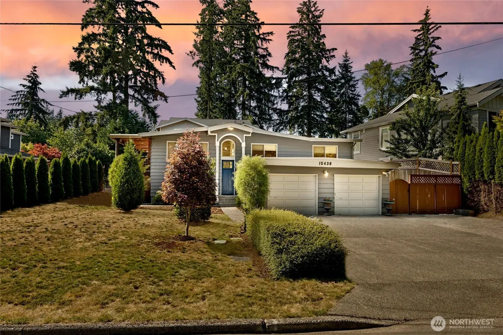 15438 SE 42nd Street Bellevue WA 98006