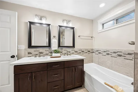 15438 SE 42nd Street Bellevue WA 98006