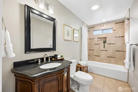 15438 SE 42nd Street Bellevue WA 98006