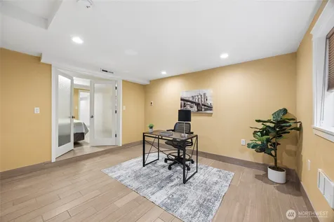15438 SE 42nd Street Bellevue WA 98006