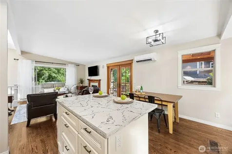 15438 SE 42nd Street Bellevue WA 98006