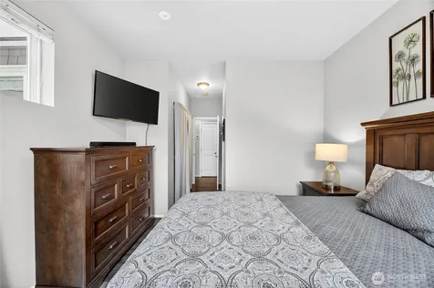 503 225th Lane NE Sammamish WA 98074