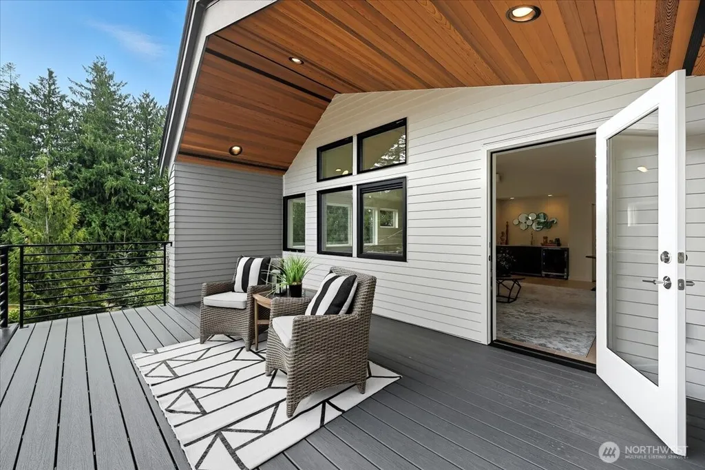 13047 39th Avenue NE Seattle WA 98125