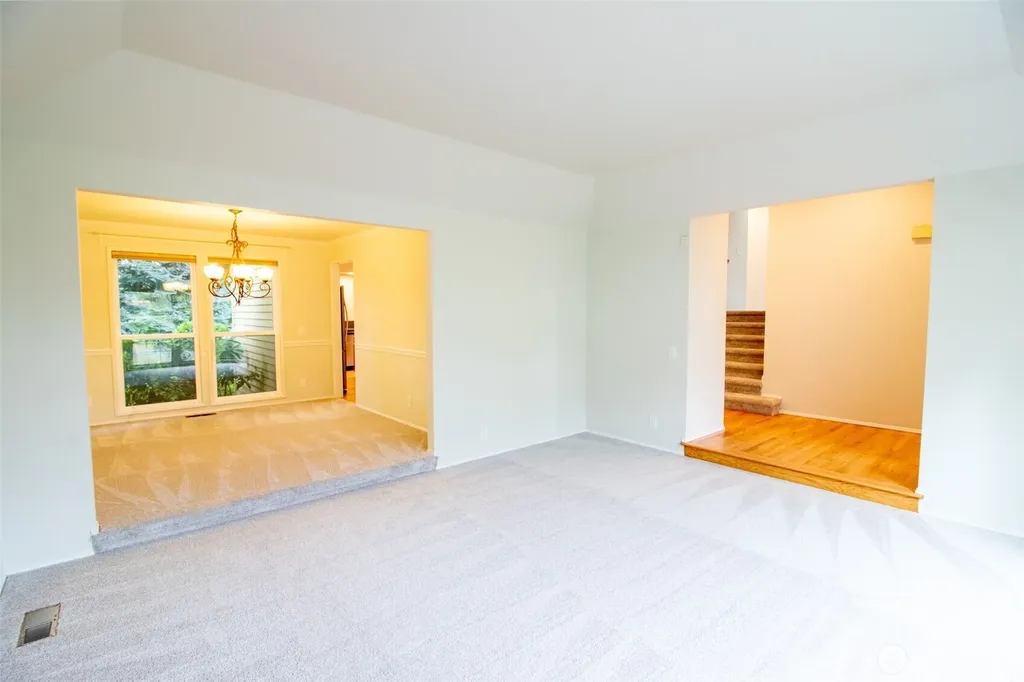 4113 238th Court SE Sammamish WA 98029