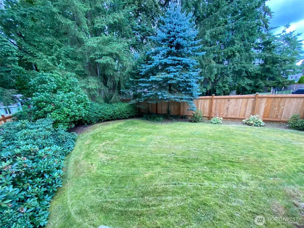 4113 238th Court SE Sammamish WA 98029
