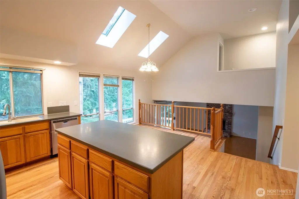 4113 238th Court SE Sammamish WA 98029