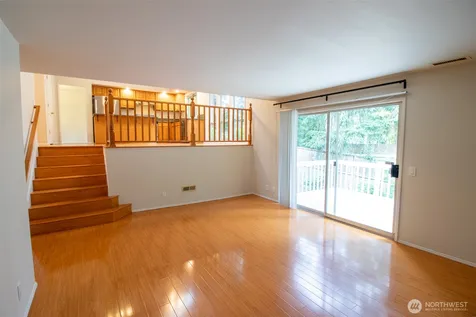 4113 238th Court SE Sammamish WA 98029