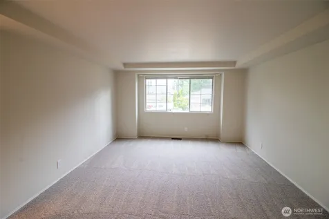 4113 238th Court SE Sammamish WA 98029