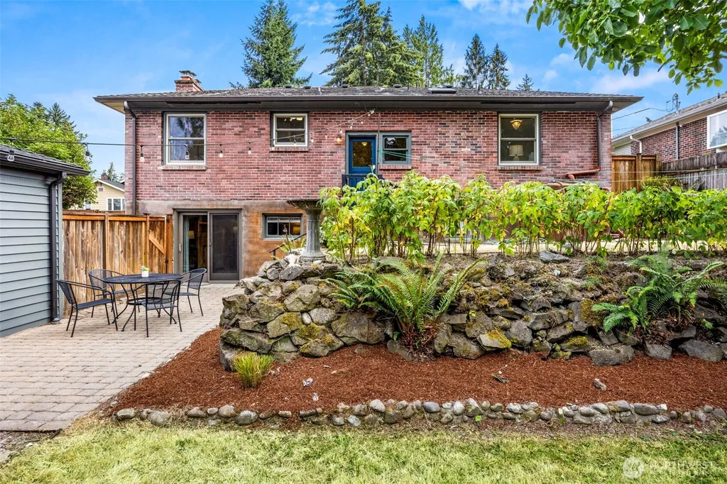 4908 S Snoqualmie Street Seattle WA 98118