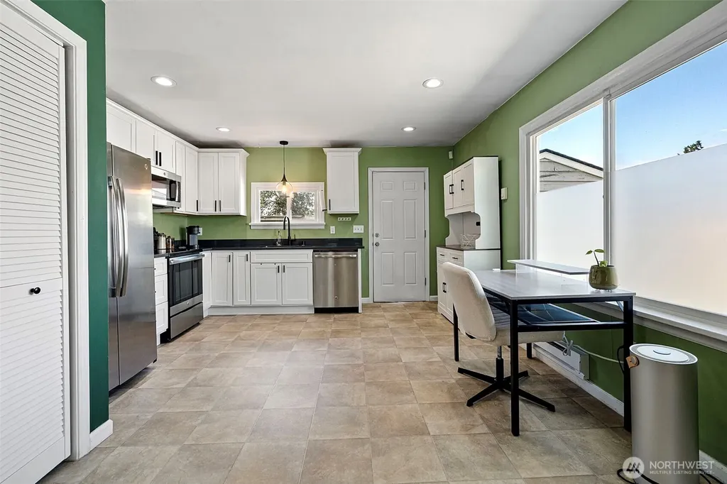 14918 Grant Avenue SW Lakewood WA 98498