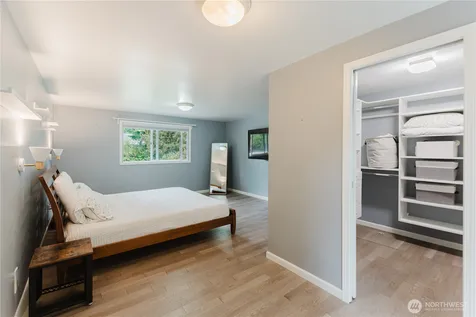 8706 NE 135th Place Kirkland WA 98034
