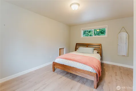 8706 NE 135th Place Kirkland WA 98034