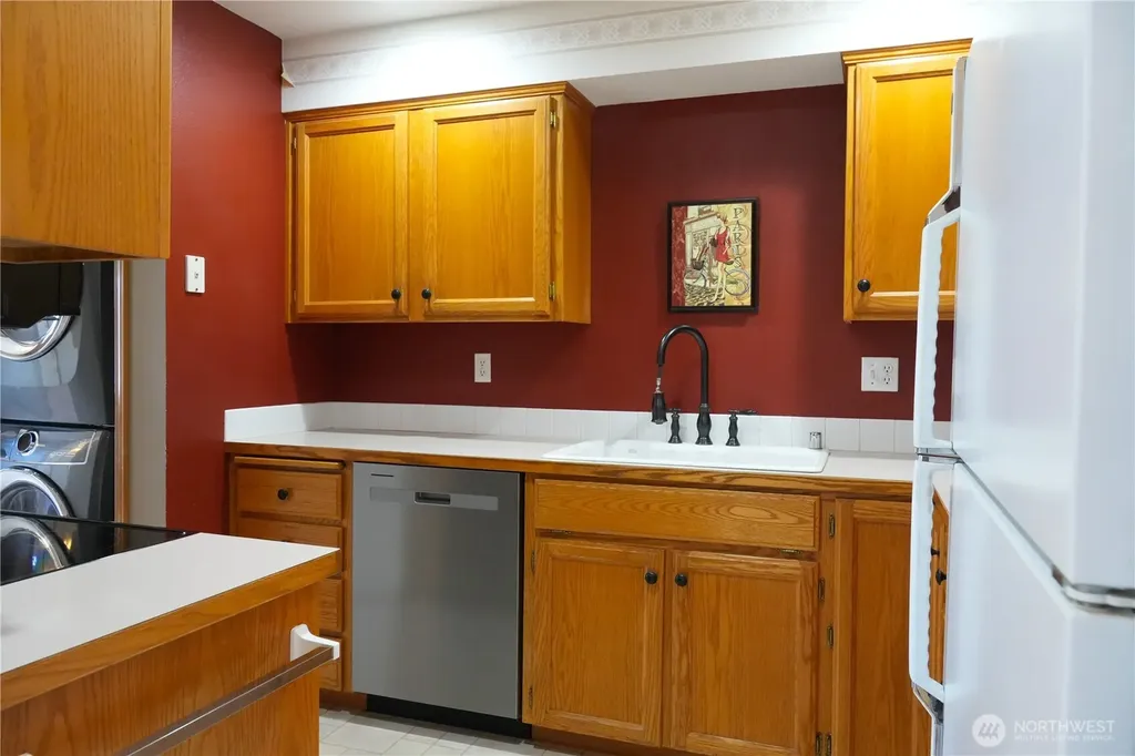725 Judson Street Lynden WA 98264