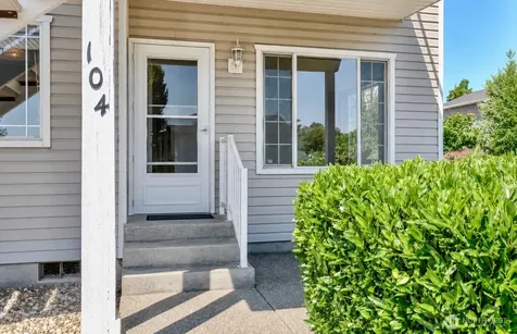 725 Judson Street Lynden WA 98264