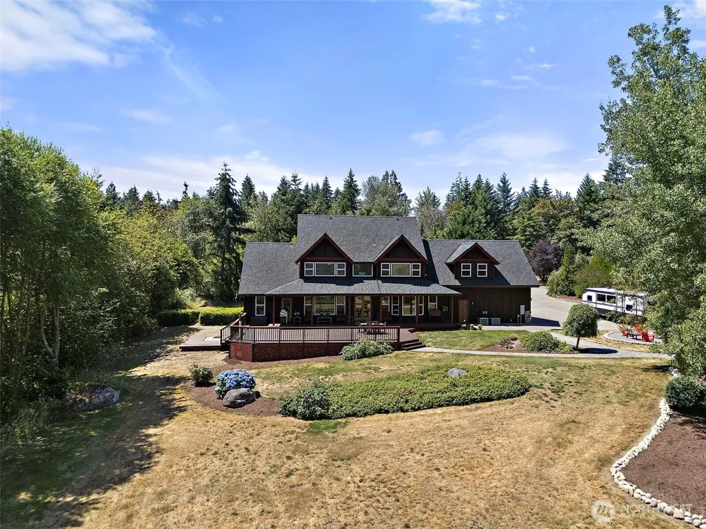 10710 417th Street E Eatonville WA 98328