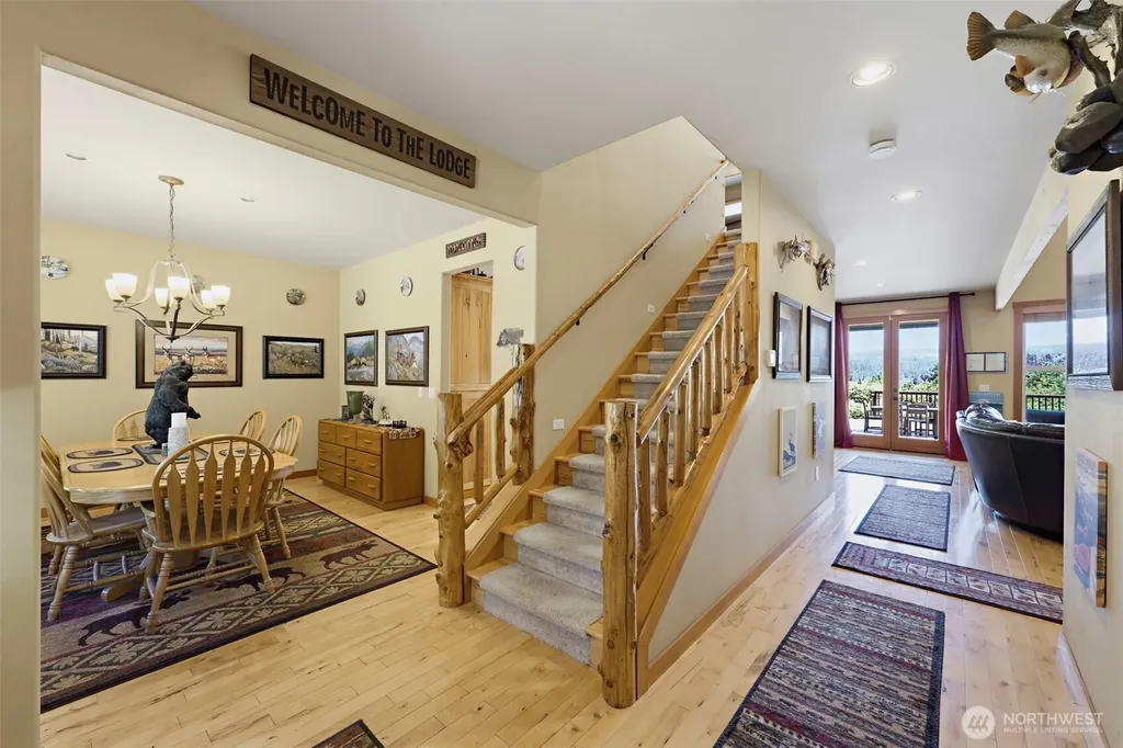 10710 417th Street E Eatonville WA 98328