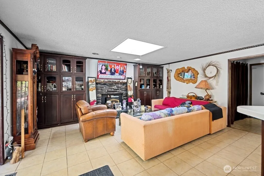 13412 54th Avenue W Edmonds WA 98026