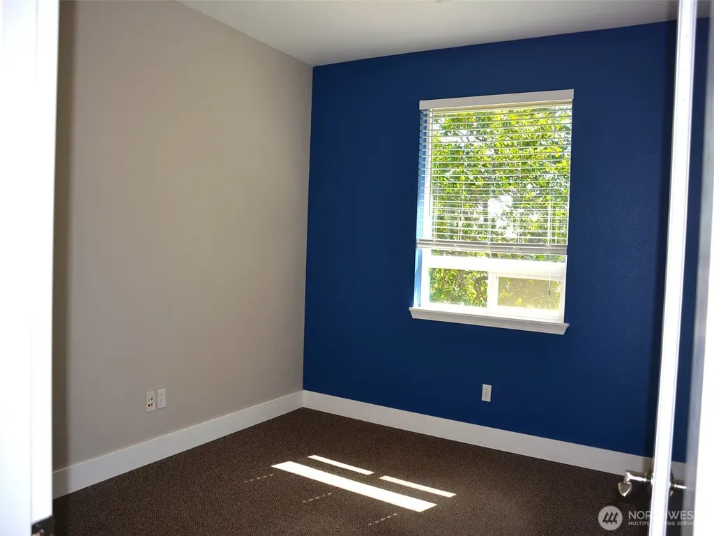 576 N Fifth Avenue Sequim WA 98382