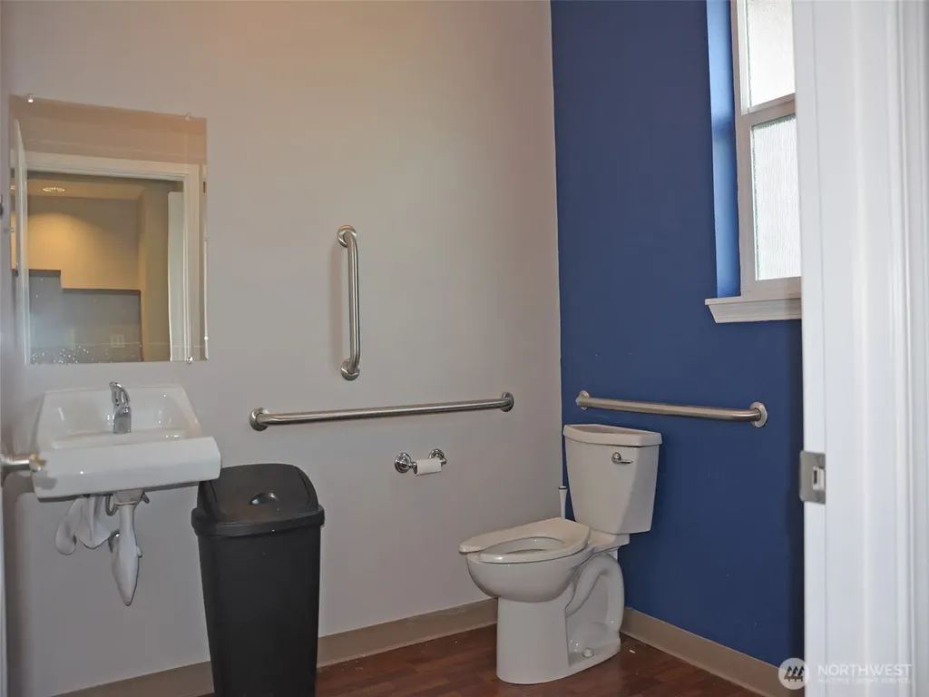 576 N Fifth Avenue Sequim WA 98382