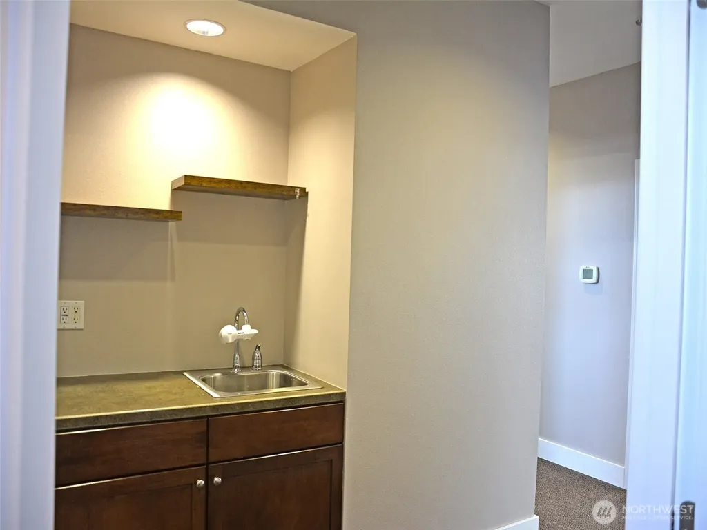 576 N Fifth Avenue Sequim WA 98382