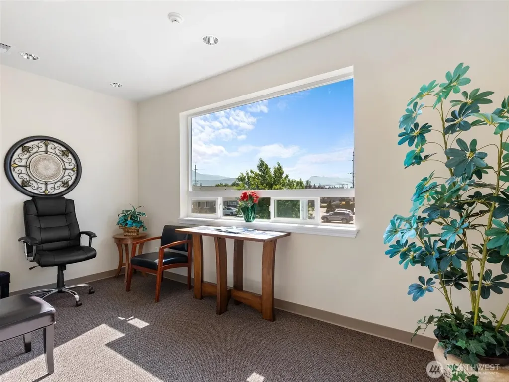 576 N Fifth Avenue Sequim WA 98382