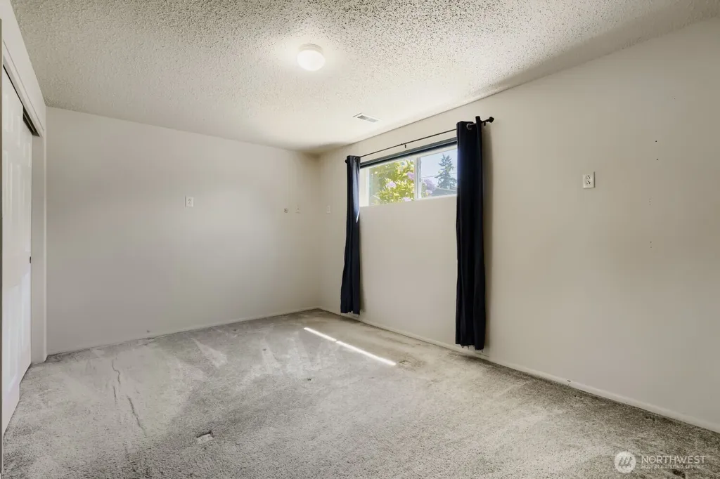 7718 S 120th Street Seattle WA 98178