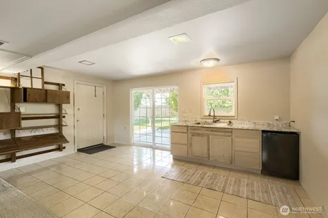 7718 S 120th Street Seattle WA 98178