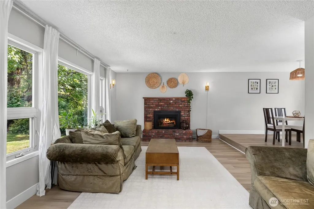 4165 Cougar Road Bellingham WA 98226