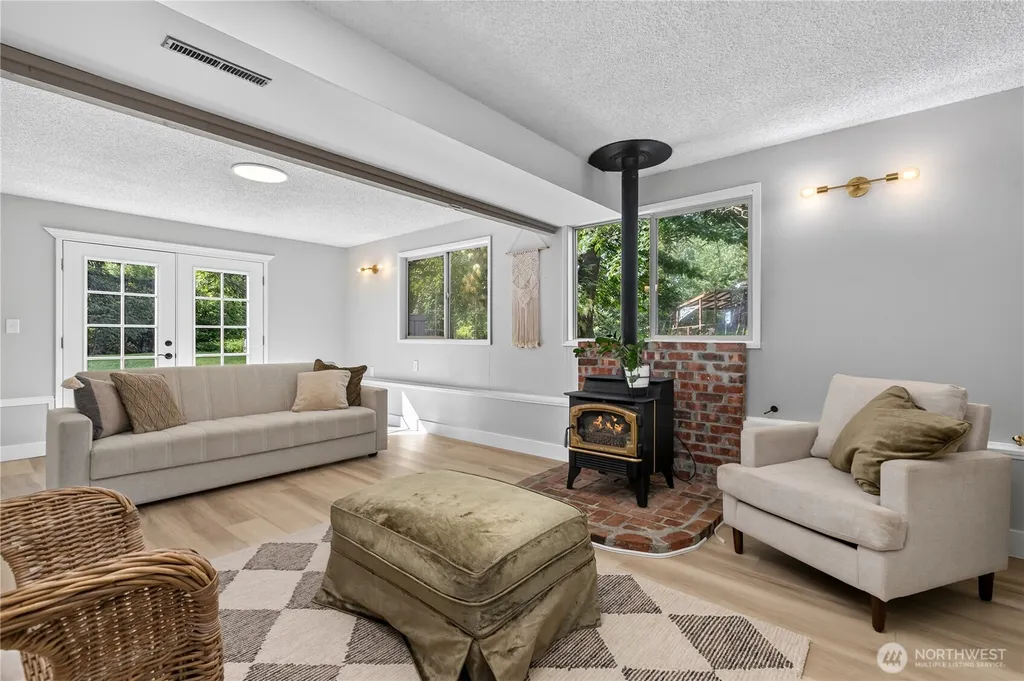 4165 Cougar Road Bellingham WA 98226