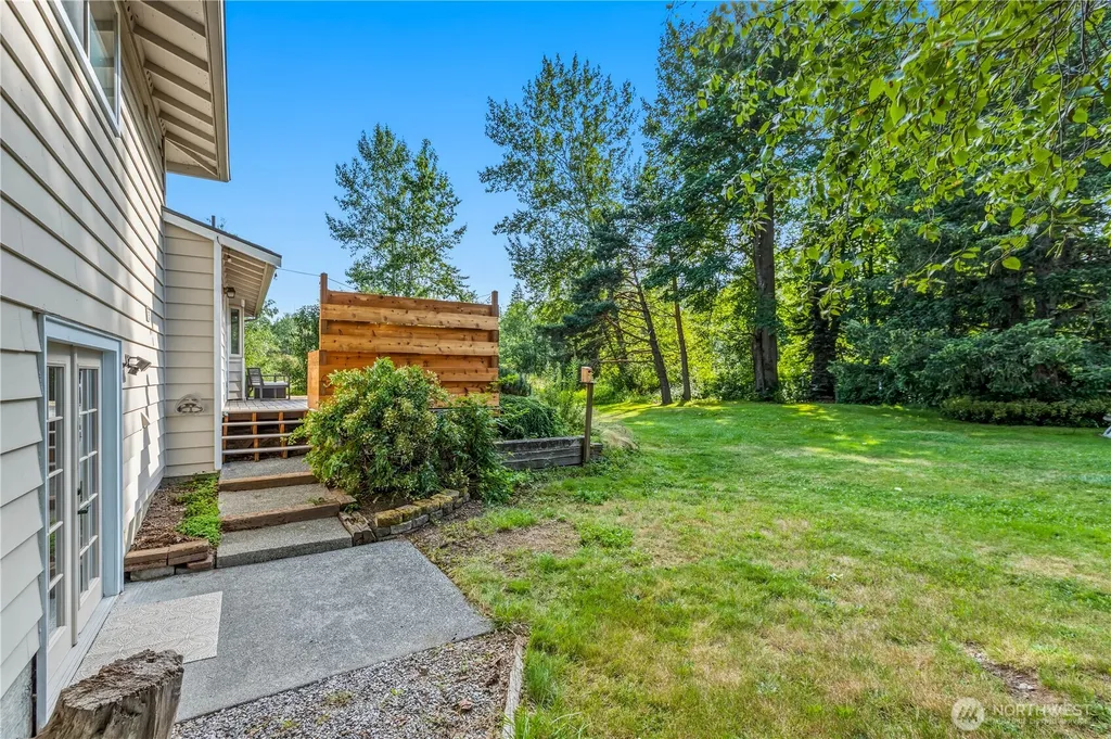 4165 Cougar Road Bellingham WA 98226