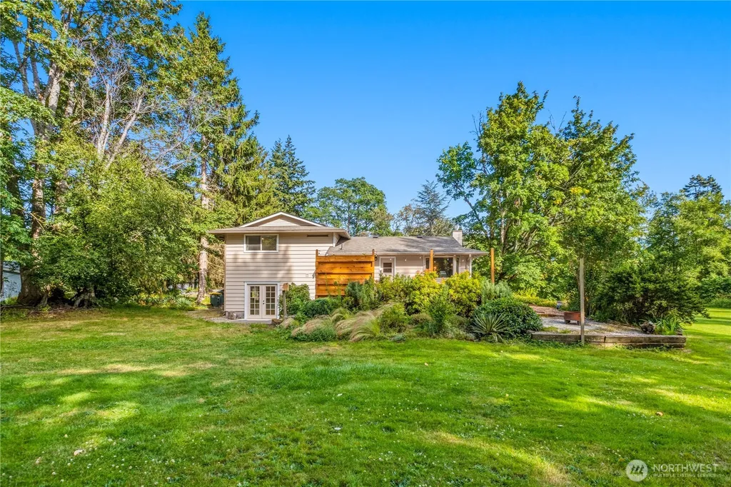 4165 Cougar Road Bellingham WA 98226