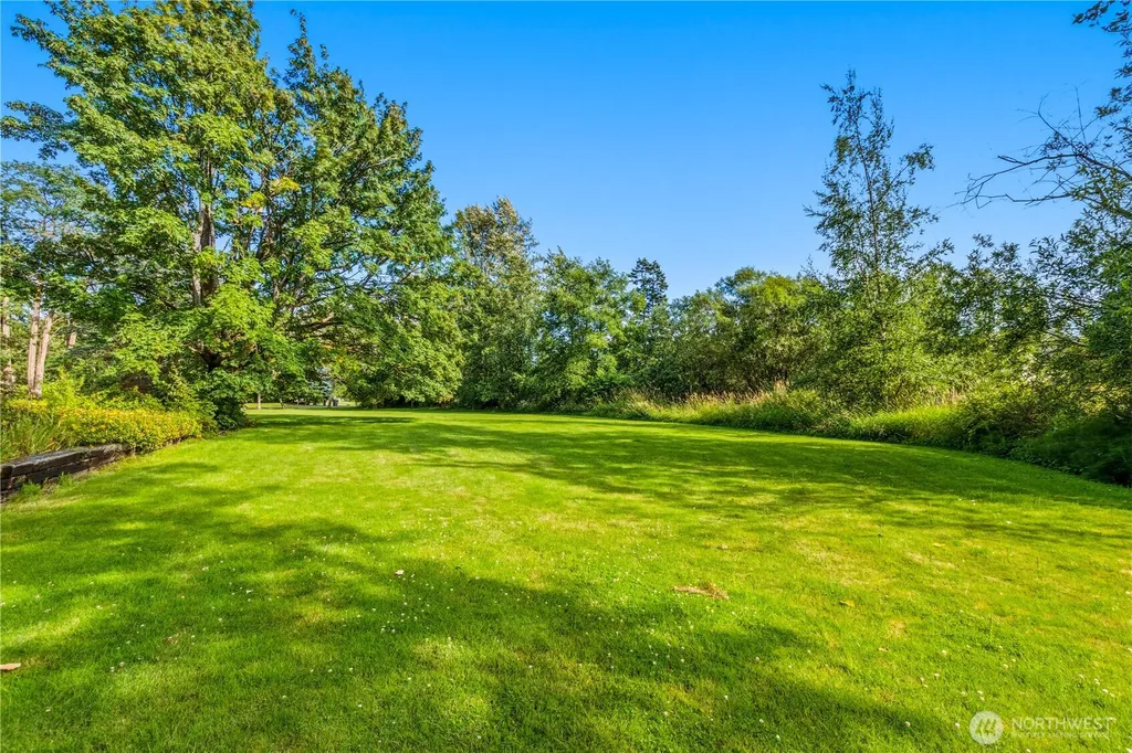 4165 Cougar Road Bellingham WA 98226