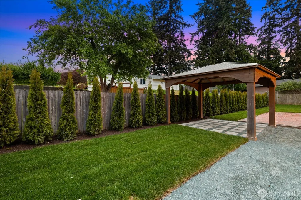 315 241st Street SW Bothell WA 98021