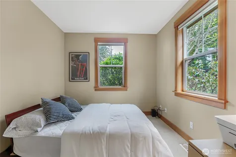 725 N Sunset Drive Camano Island WA 98282