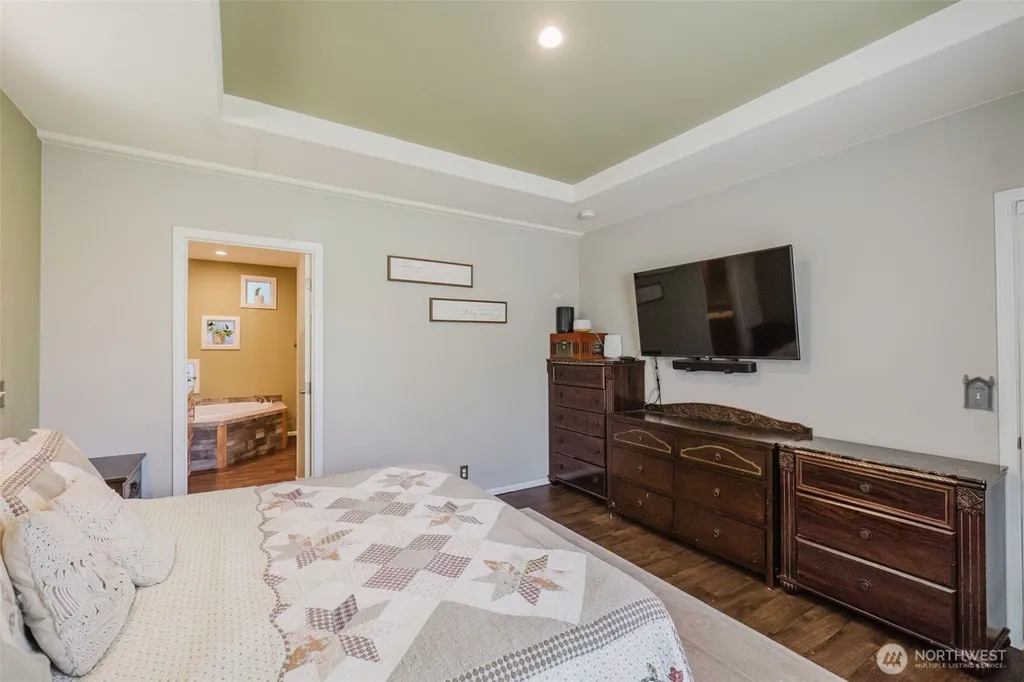 5709 NE Woodburn Road Kingston WA 98346
